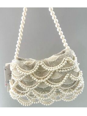 VIRAL Pearl Beaded Bag
